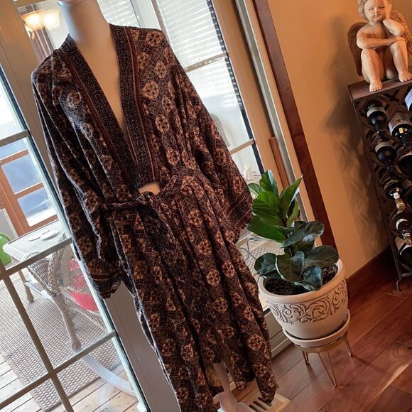 Unisex Kimono Robe - Picture 2 of 5